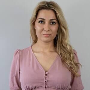 Meet your Posher, Sabrine